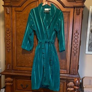 Rare! Cotillion Emerald Green Women's Long Terry Robe Size Medium